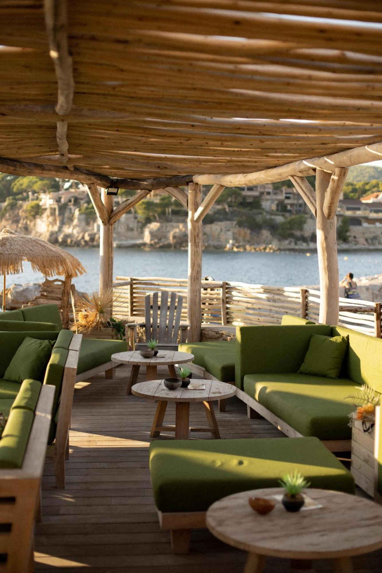 Hotel Plein Large Bandol Luaran gambar
