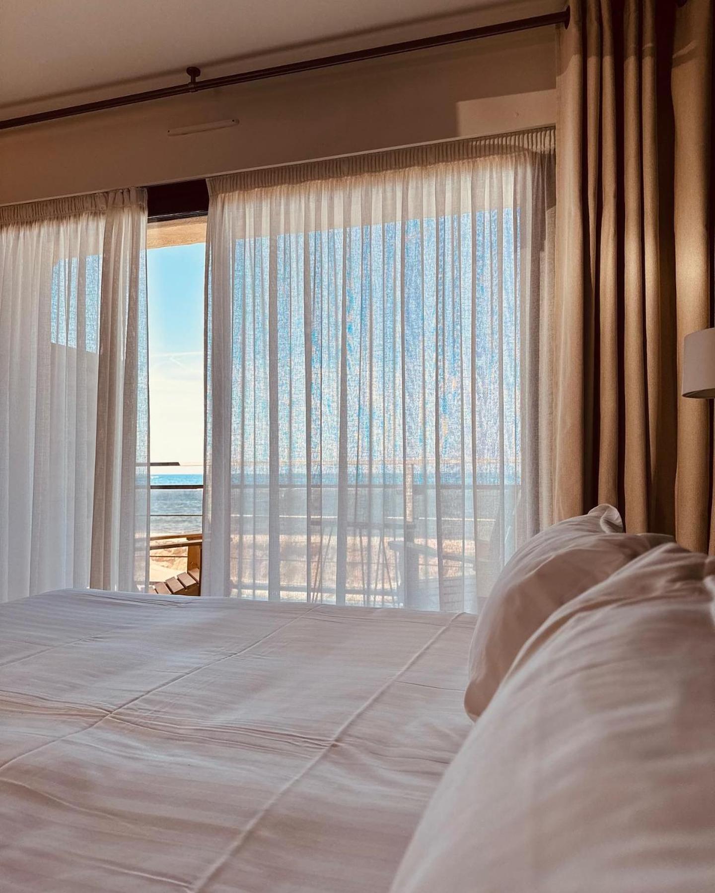 Hotel Plein Large Bandol Luaran gambar